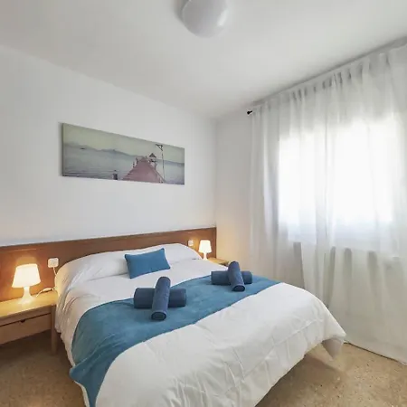 Julia 14pax 5 Sea & Train Sant Andreu de Llavaneres