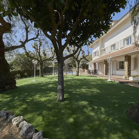 Ferienhaus Julia 14pax 5 Sea & Train