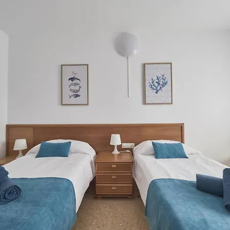 Julia 14pax 5 Sea & Train Ferienhaus Sant Andreu de Llavaneres