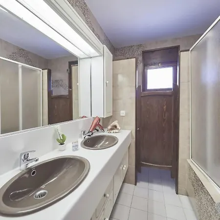 Julia 14pax 5 Sea & Train Ferienhaus Sant Andreu de Llavaneres